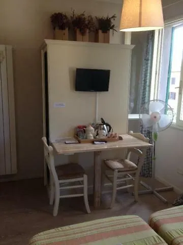 Studio In The Heart Of Florence Hotel Apartment